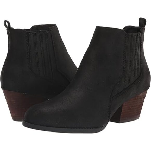 Bella Vita Women's Lou Chelsea Boots - Picture 5 of 5